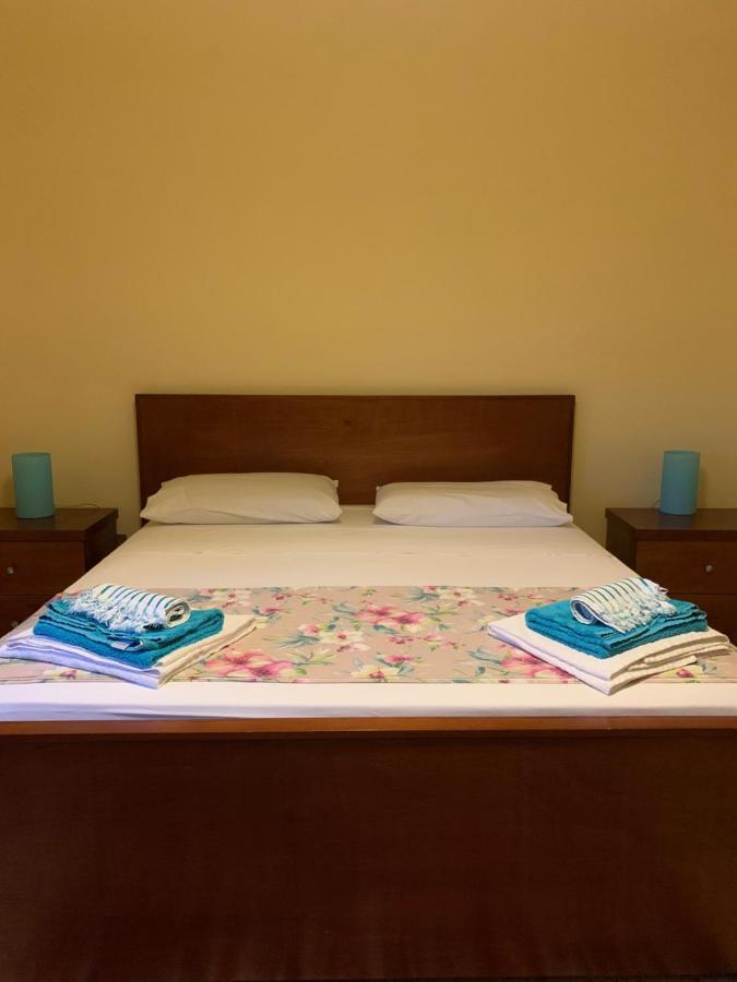 Bed and Breakfast Le Tre Civette Лечче Екстер'єр фото