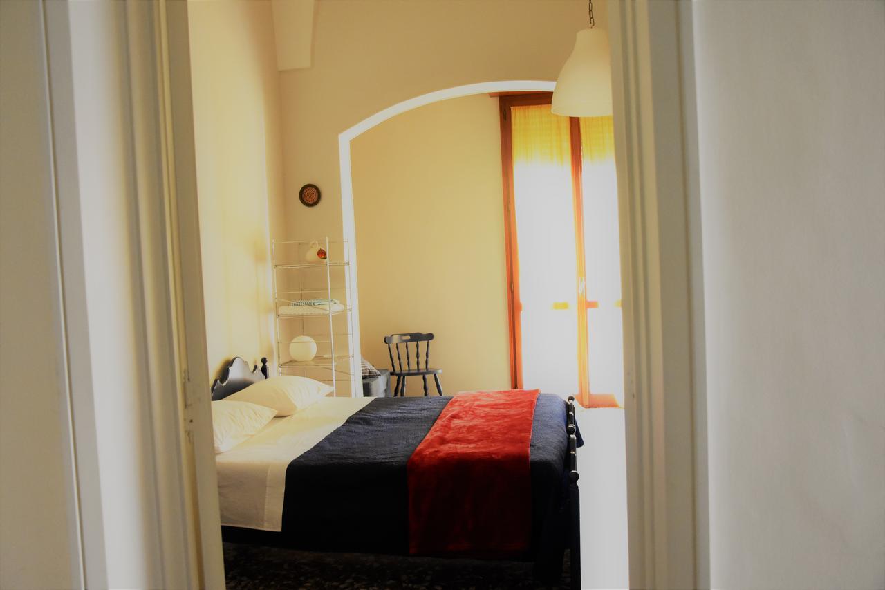 Bed and Breakfast Le Tre Civette Лечче Екстер'єр фото